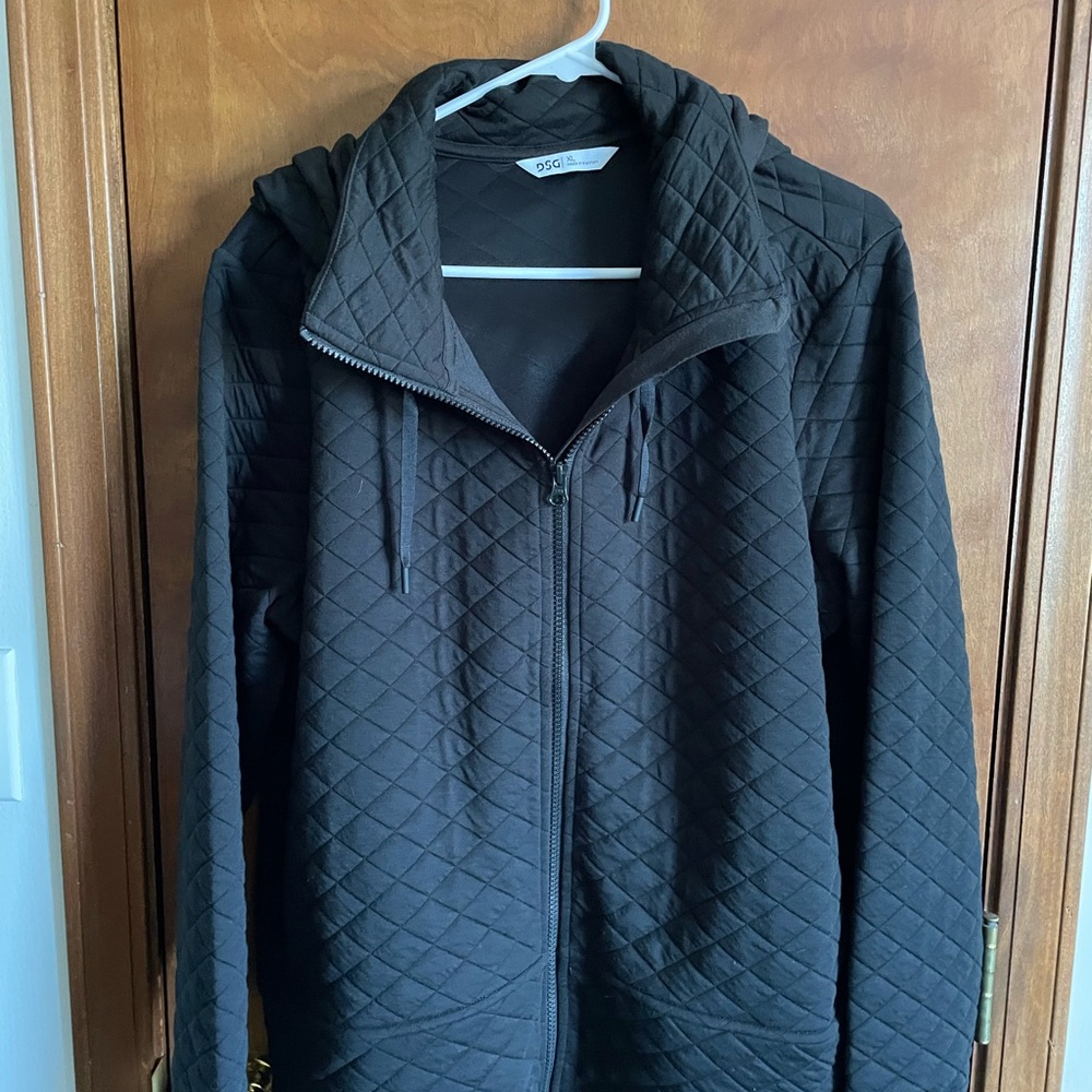 Dick’s Sporting Goods DSG NWOT Women’s Quilted Jacket